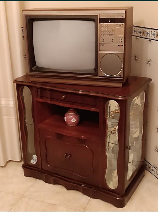 Móvel/Cristaleira Vintage