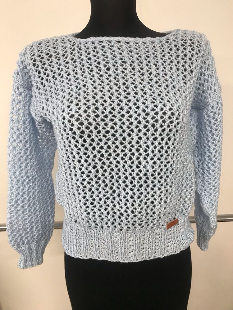 Sweter ręcznie robiony