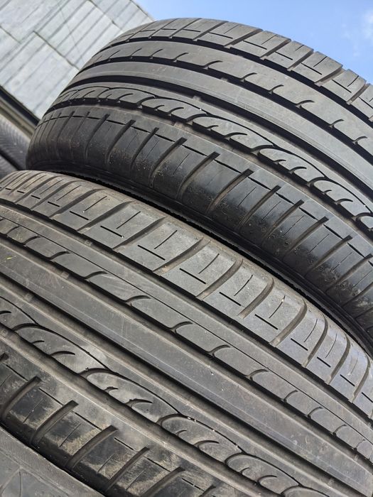 205/55R15 Dunlop.