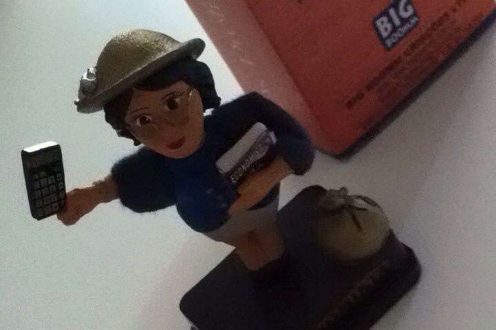 Boneca Coleção Economista