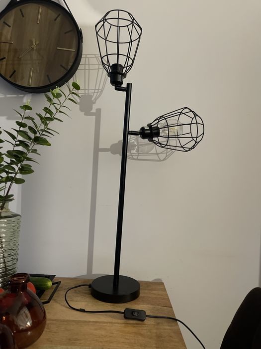 Lampka stołowa w stylu loft