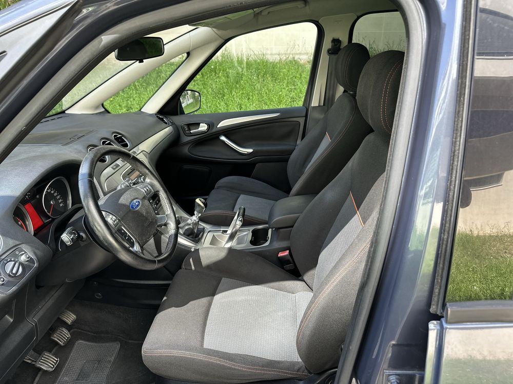 Ford S-Max 2.0 TDCI Titanium 7L (desde 155€ financiamento)