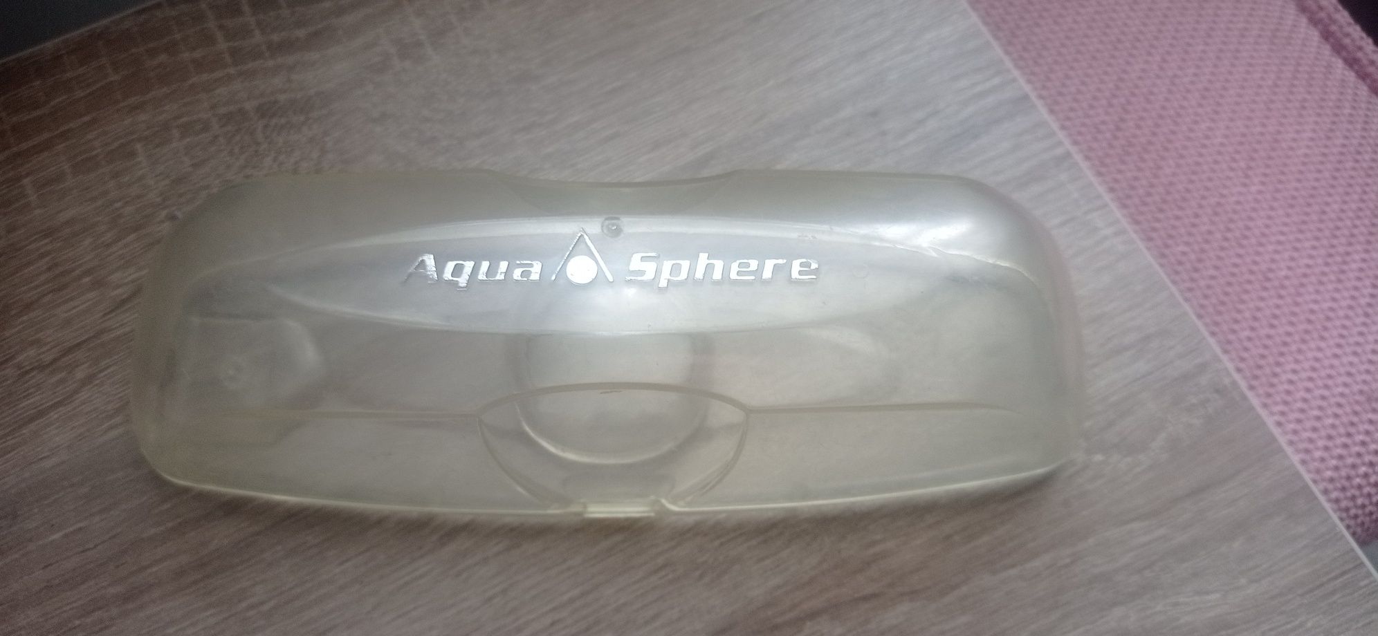 Чехол-футляр пластиковый Aqua Sphere для очков для плавания