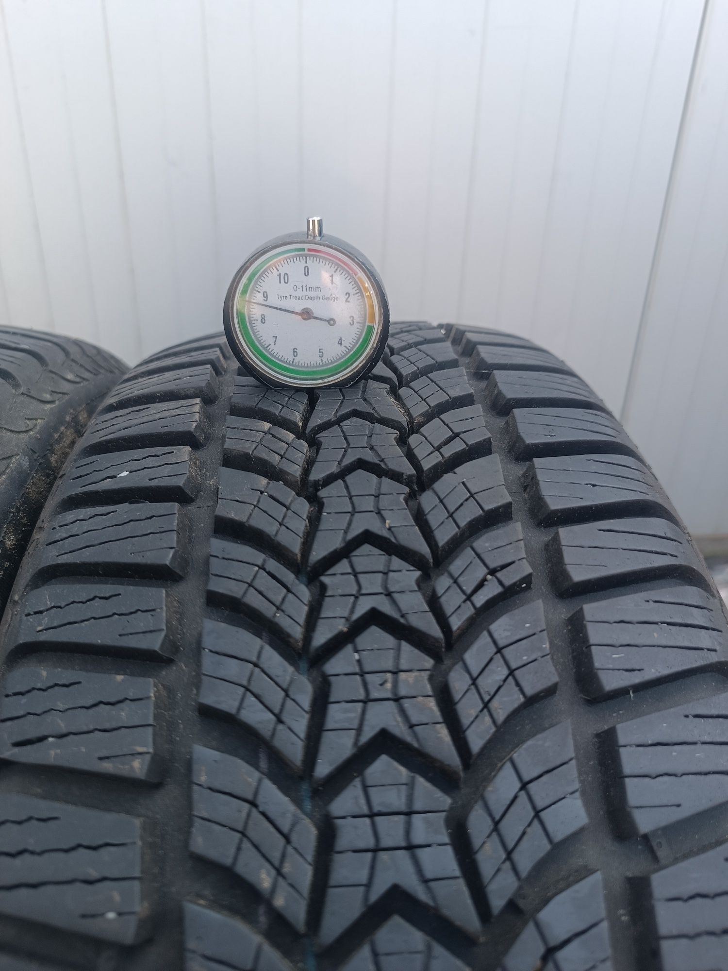 205/55R16 dwie opony zimowe Dunlop 2020r jak nowe
