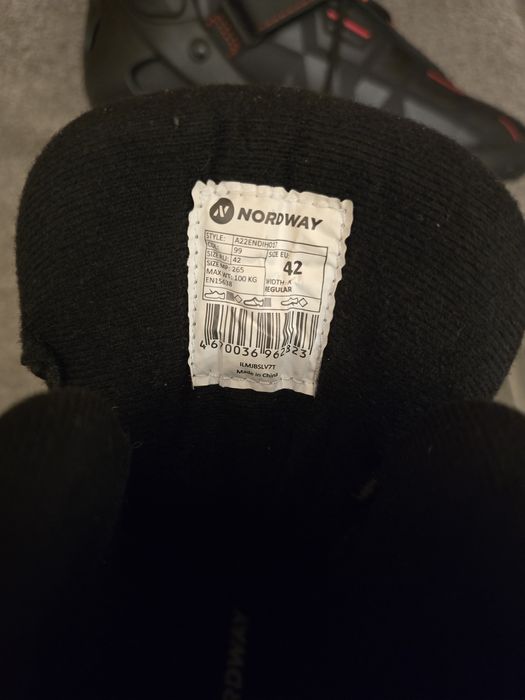 Łyżwy, hokejówki męskie, jak nowe, rozmiar 42.