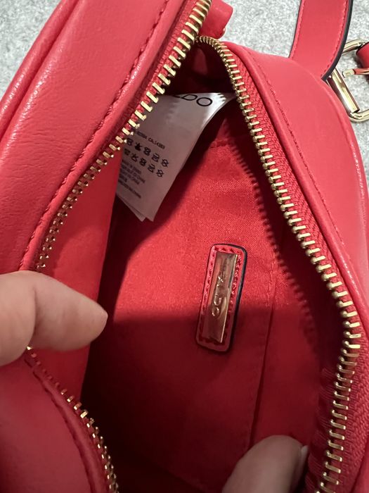 Nerka firmy Aldo - czerwona