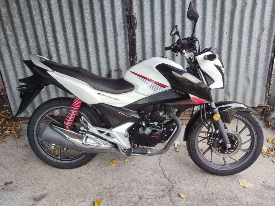 Honda CB 125 F cbf wtrysk CBS TYLKO 12tkm RATY Transport Gwarancja