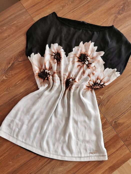 Bluzka bluzeczka z krótkim rękawem podkoszulek koszulka t-shirt M 38