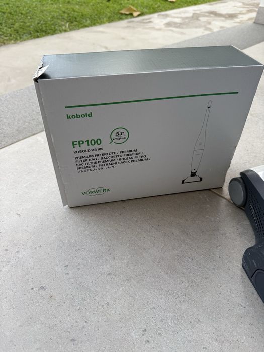 Aspirador Vorwerk Kobold VB100 + acessórios