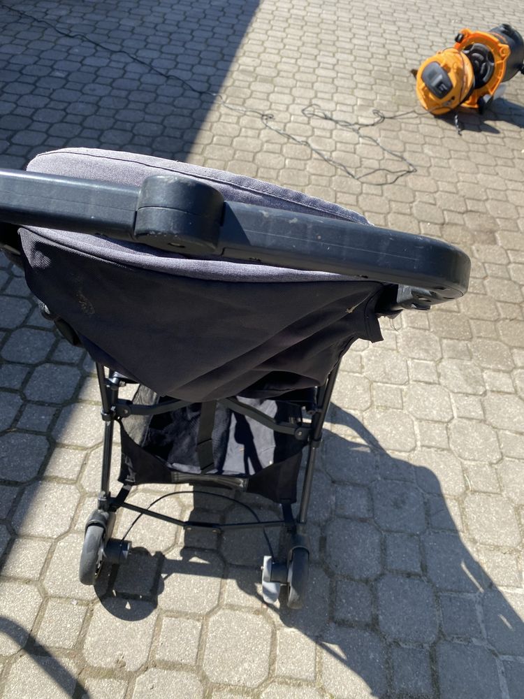 Wózek składany dla dziecka