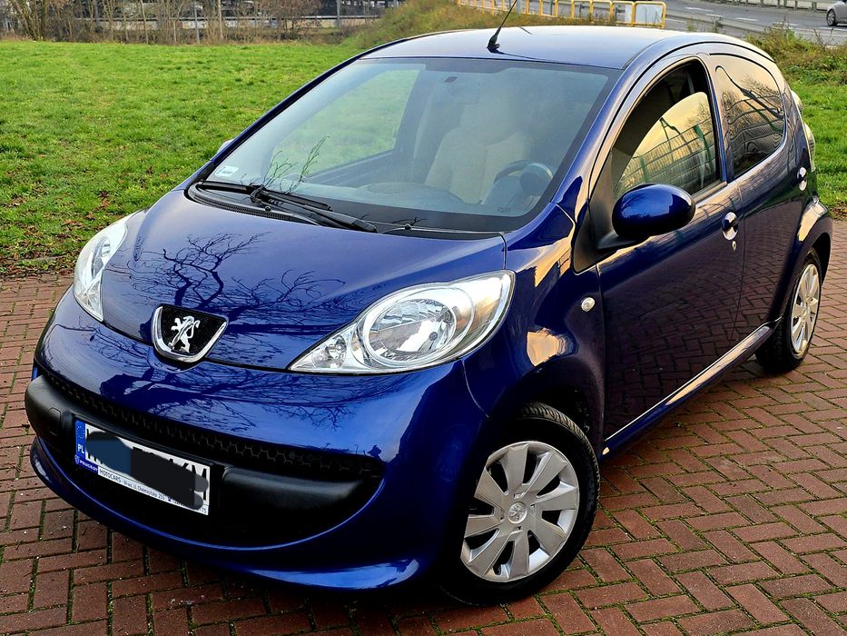 Peugeot 107 bliźniak Aygo Benzyna Klimatyzacja  długie Opłaty