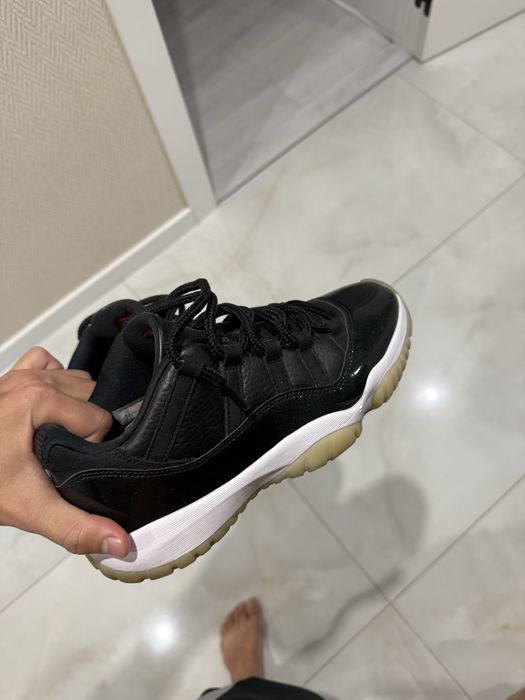 jordan 11 low.