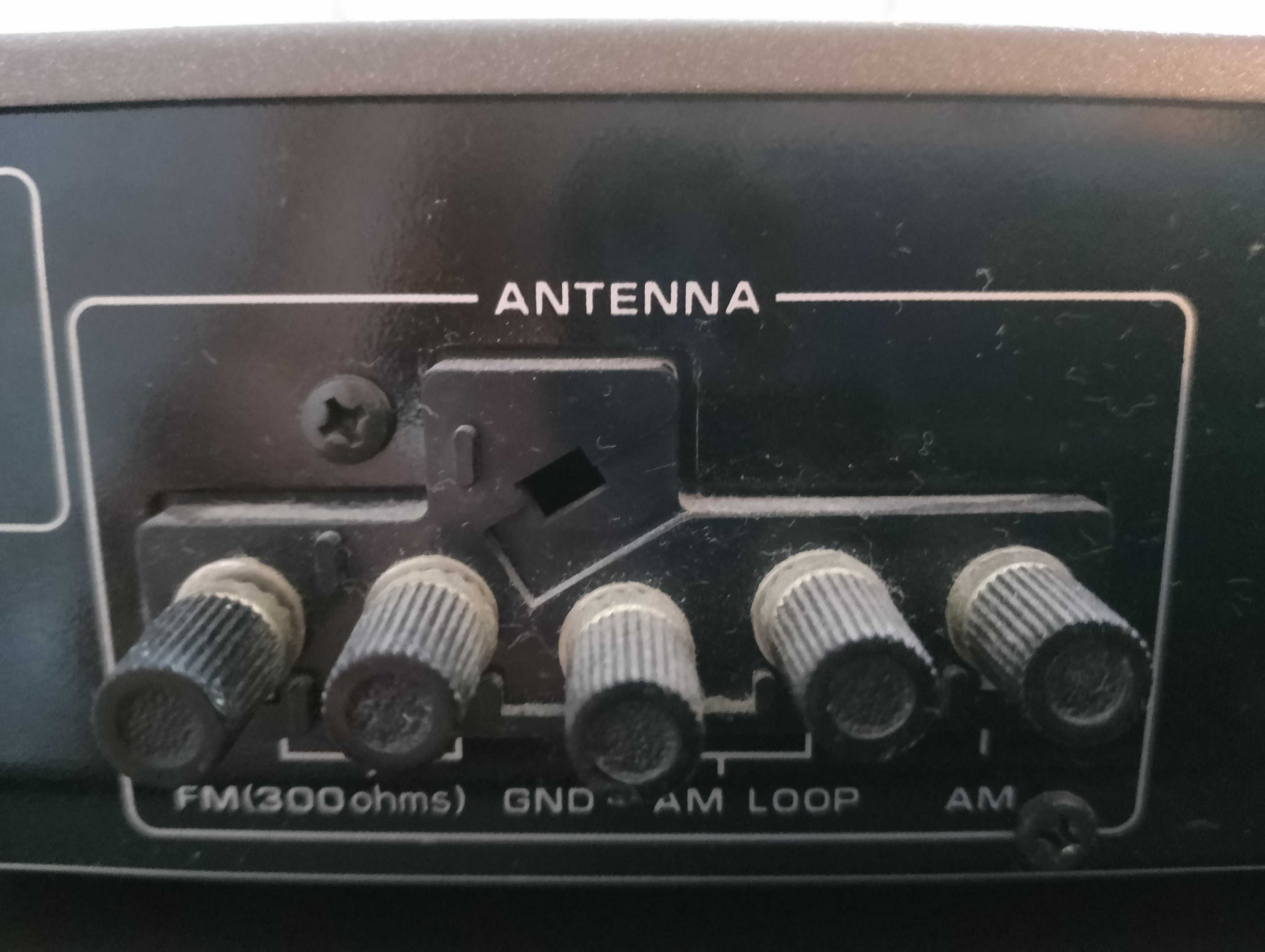 Sprzedam tuner - radio Hitachi FTM-D5W