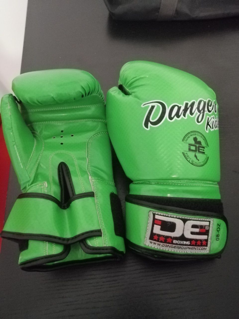 Material de kick boxing para criança