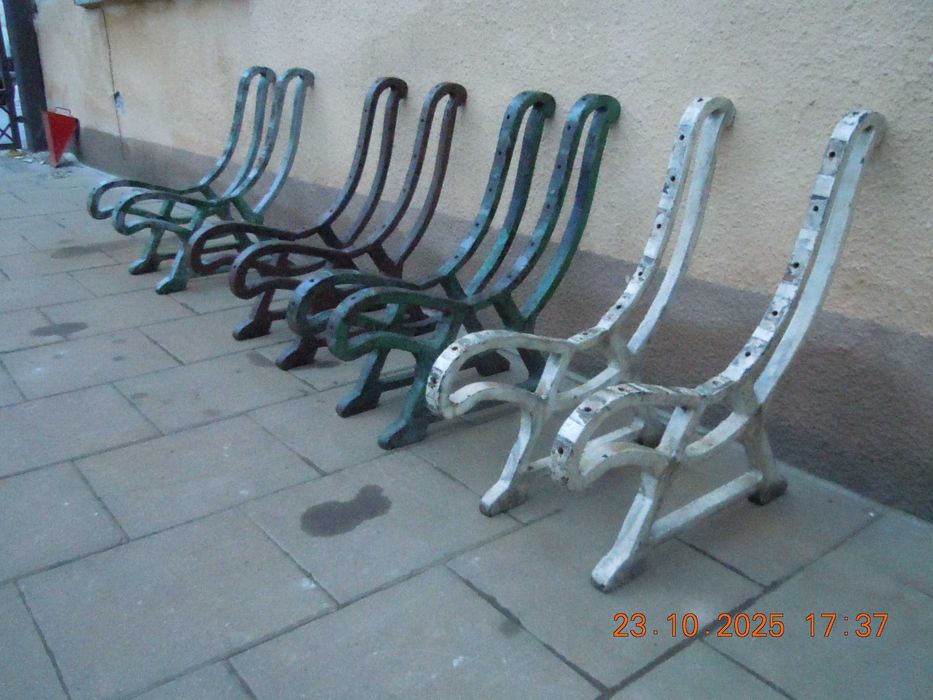 nogi do ławki żeliwne parkowe PRL najmocniejsze wygodne 12 listew