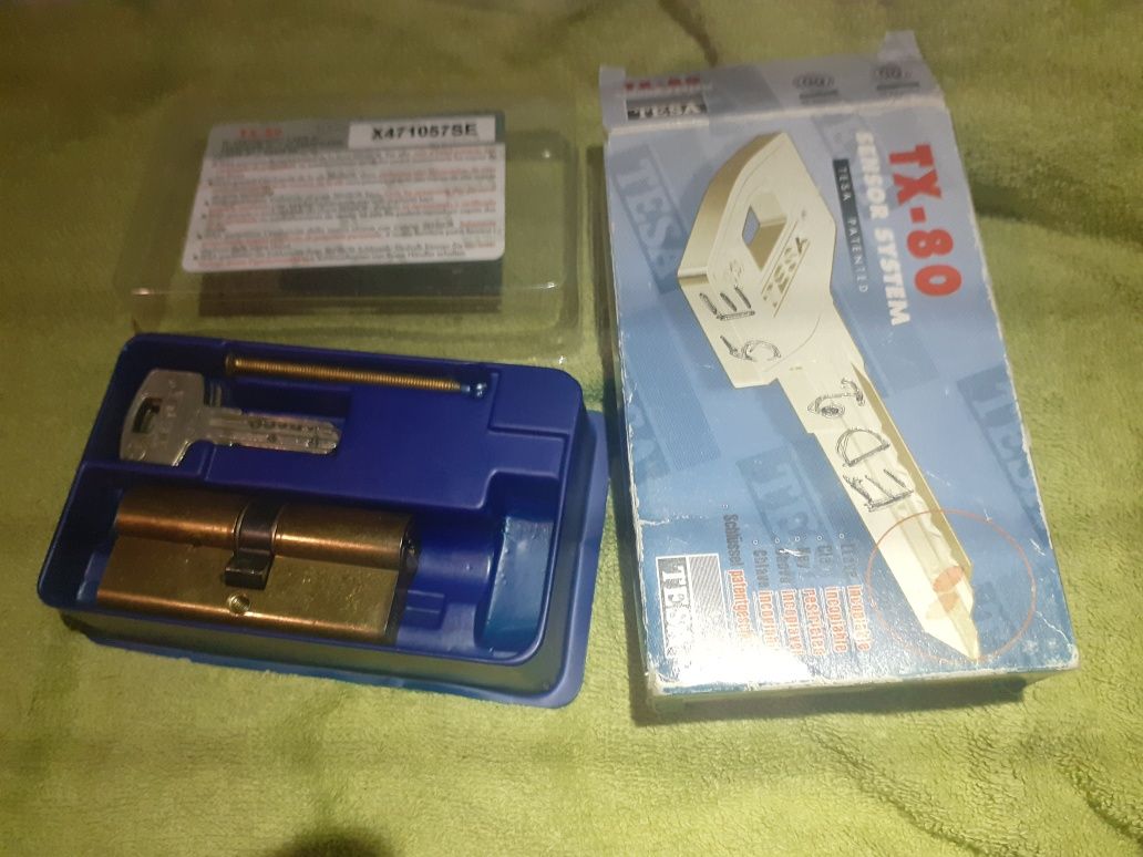 Canhão de fechadura de cilindro duplo, usado. porta de aluminio /chapa