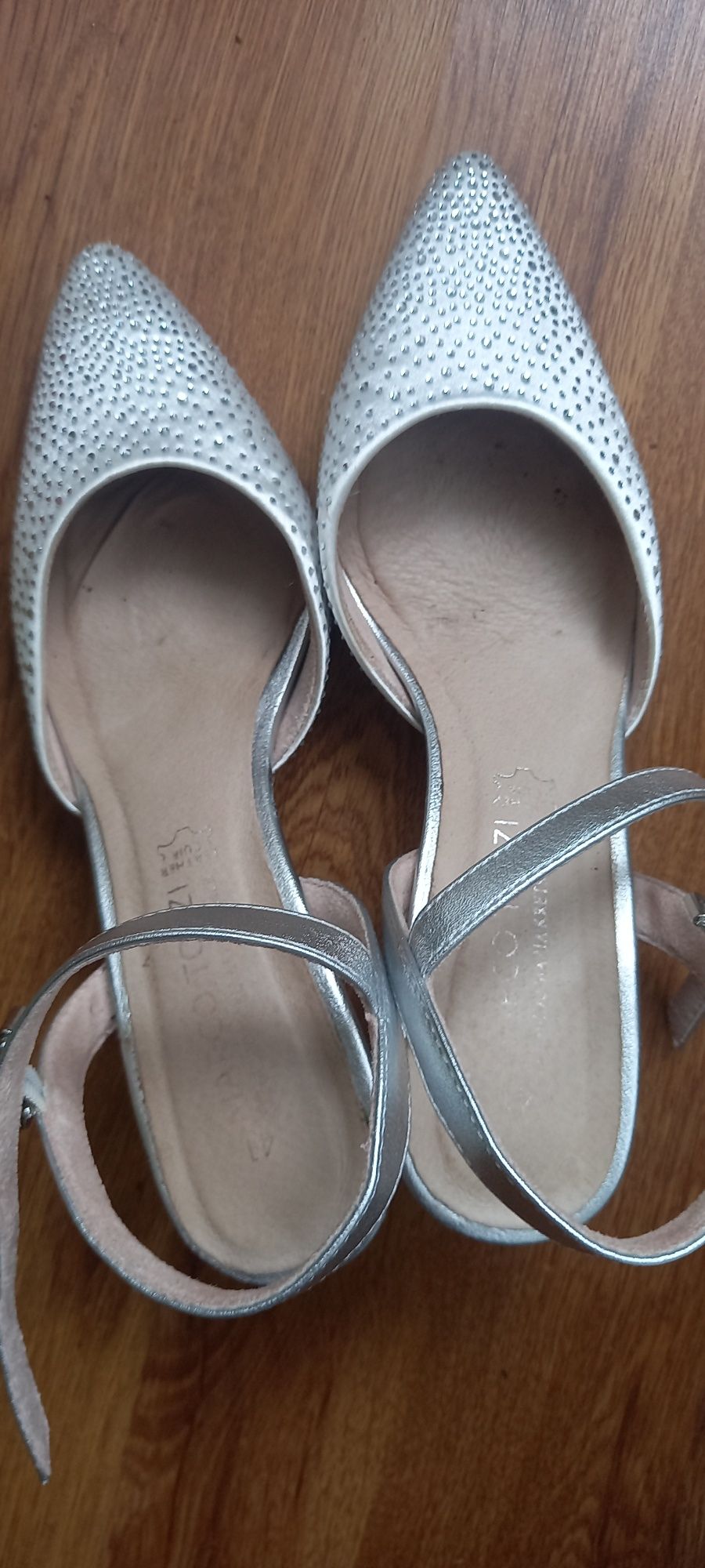 Buty ślubne  rozmiar 41 -26cm