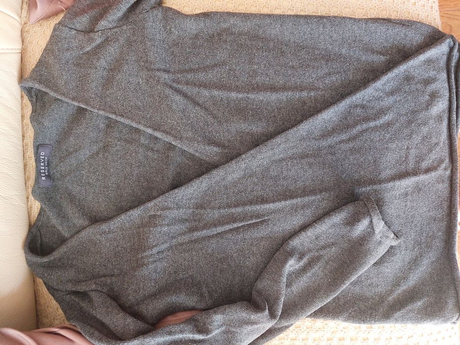 Sweterek Reserved 146 cm ciemnoszary