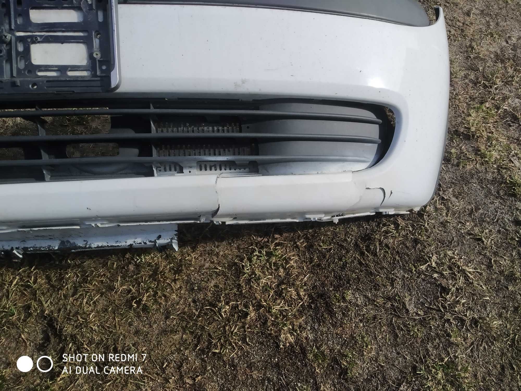Opel Corsa C Combo zderzak przód przedni grill Y474 przedlift