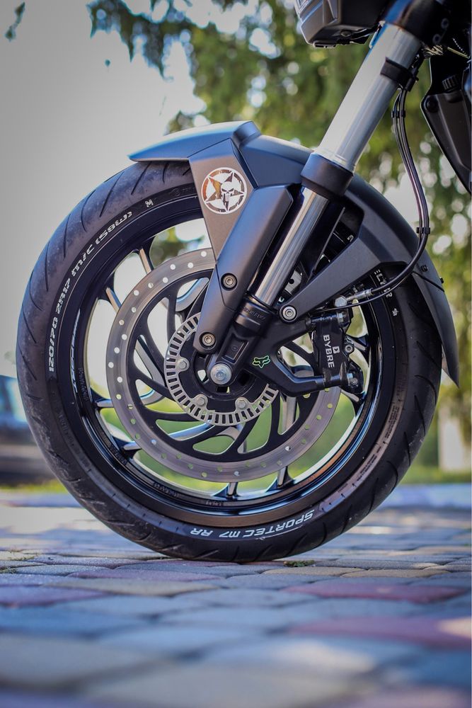 Bajaj Dominar 400