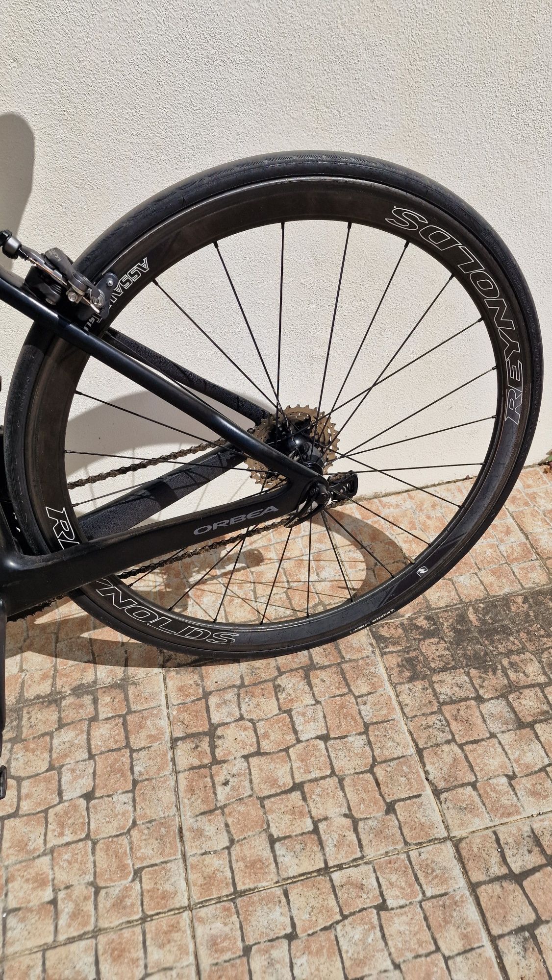 Rodas estrada carbono Reynolds