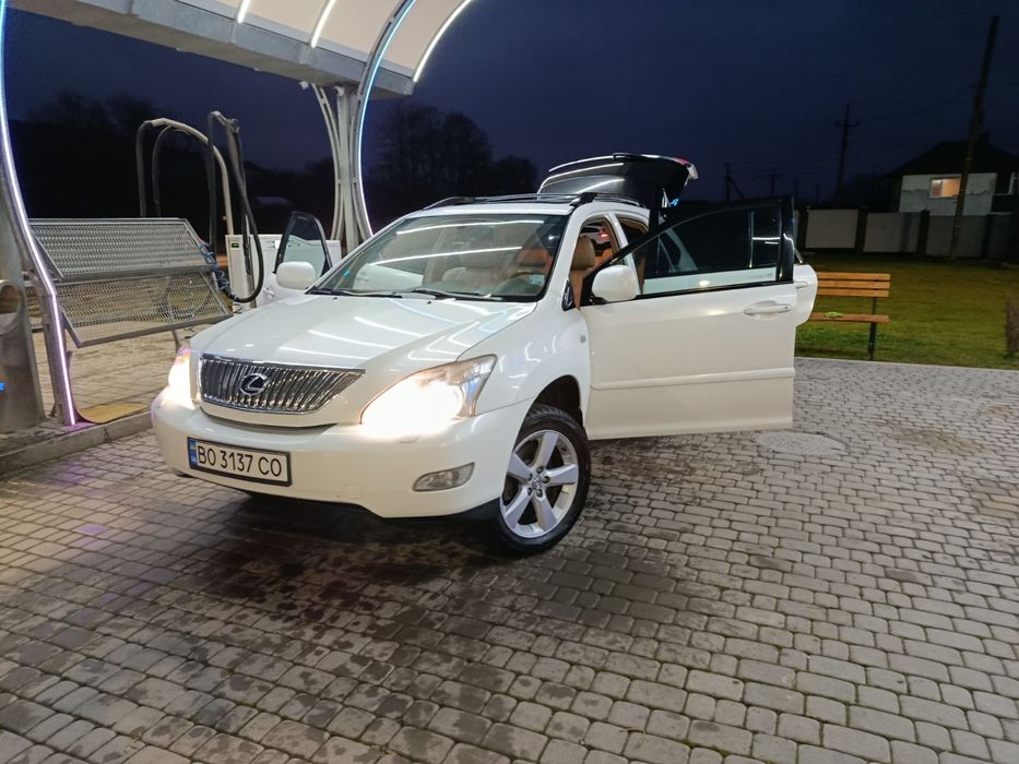 Продам машину у доброму стані