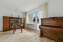 Rogozińskiego 13 – 32 m² balkon, potencjał na 2 pokoje