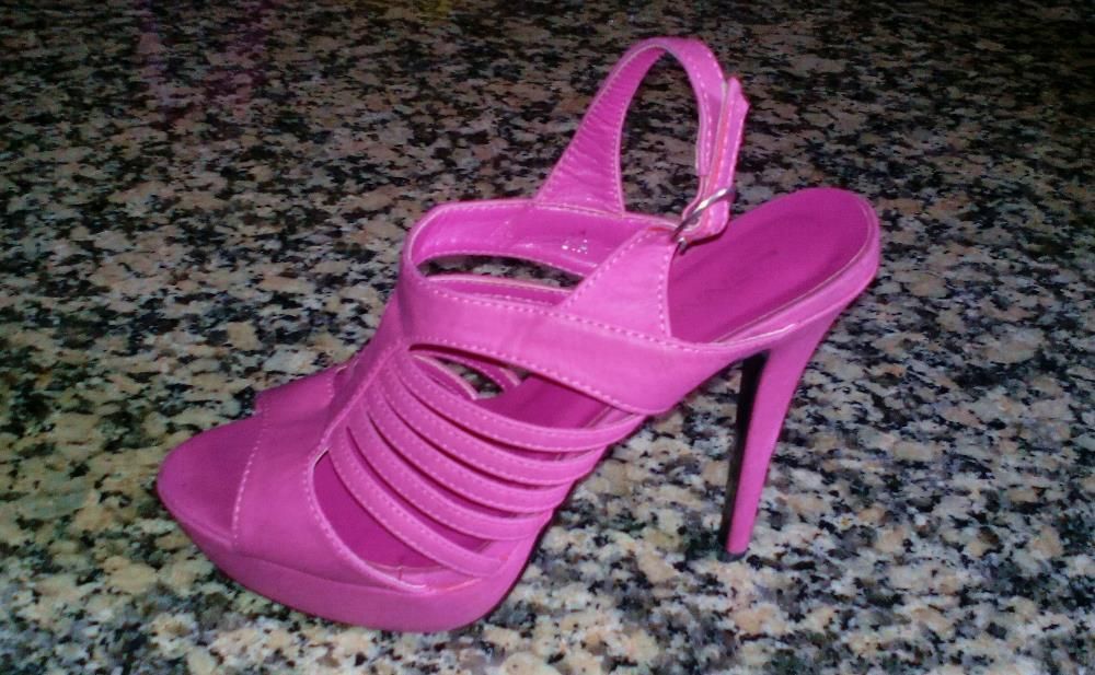 Sandalias Cor de Rosa, Tamanho 38