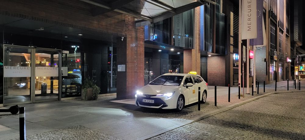 Taxi Wrocław - transport krajowy i zagraniczny, całodobowo