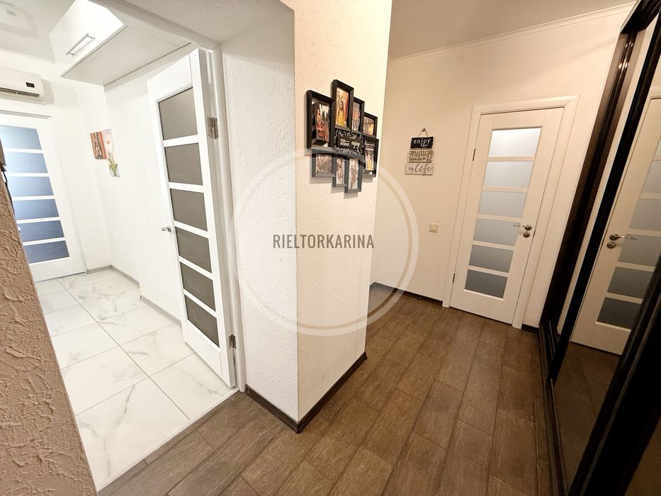 «ЖК Рівʼєра» Намив 2к велика квартира в продажі з усім