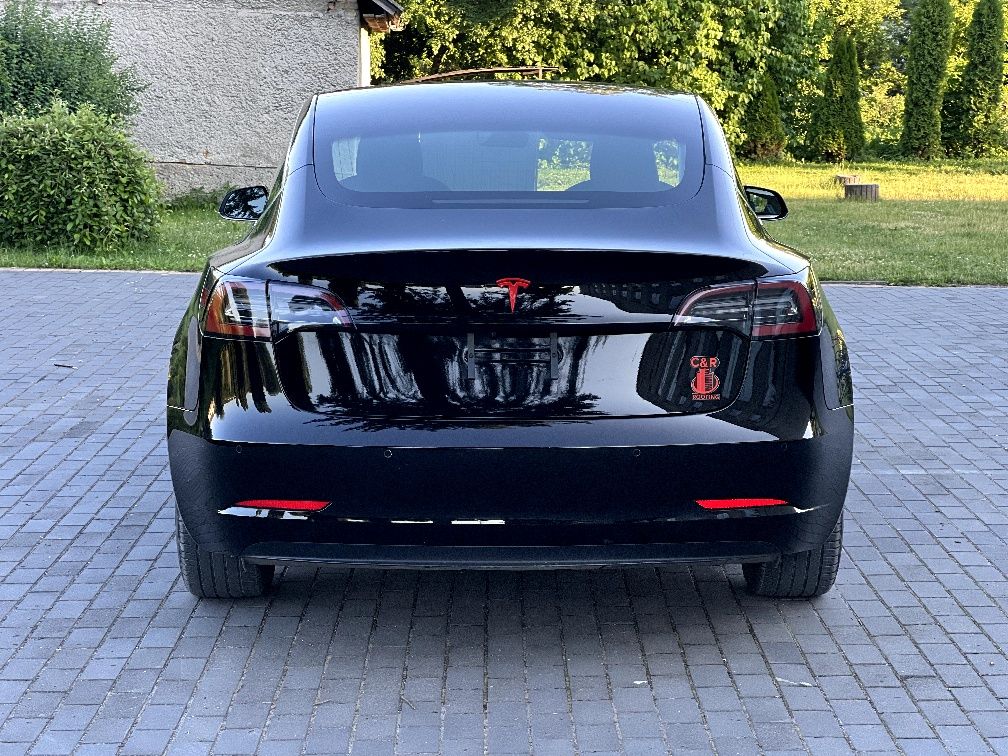 Продам Tesla Model 3 2019
