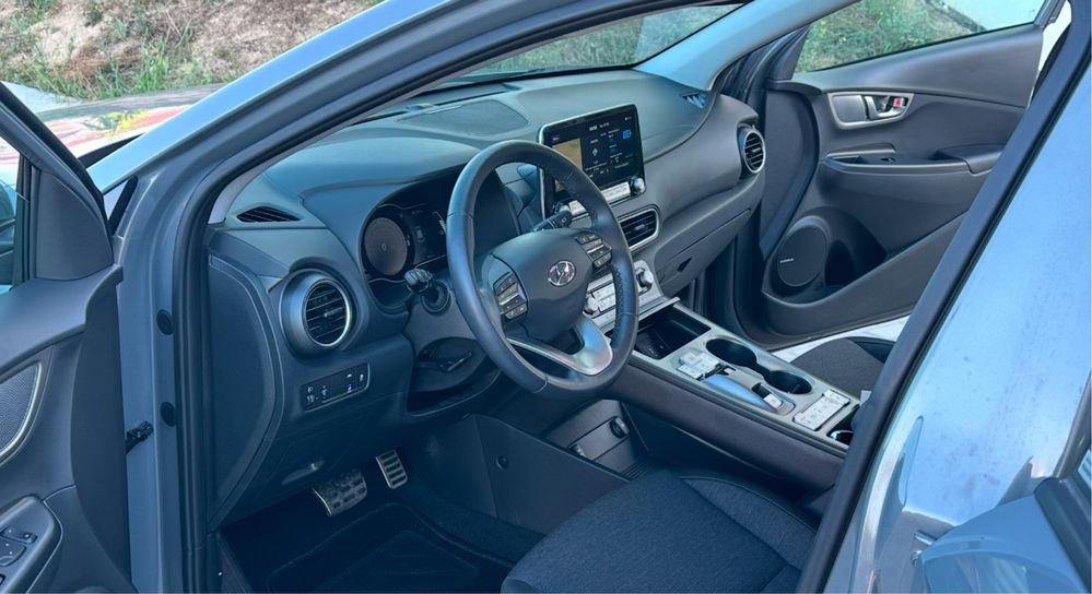 Hyundai Kauai 100% eletrico bateria 39 kw com 40.000 kms