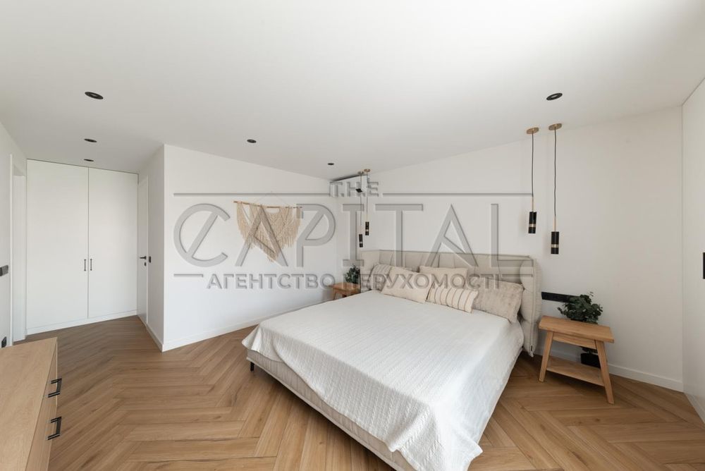 Продаж 4-кімнатної квартири 109м2 в центрі Києва вул. Антоновича