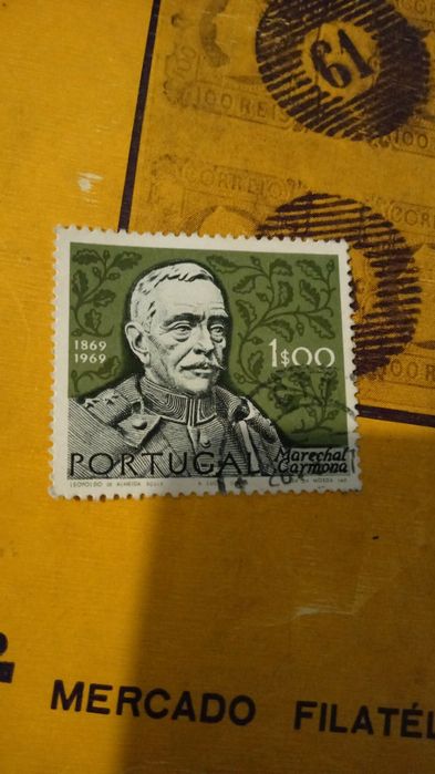 Selos e moedas antigas