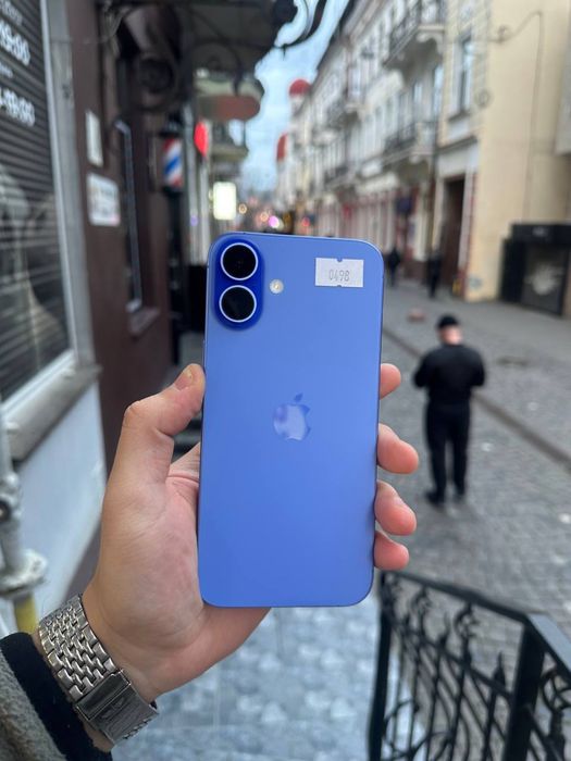 Apple iPhone 16 Plus 256gb Ultramarine Neverlock ідеал 98% акум