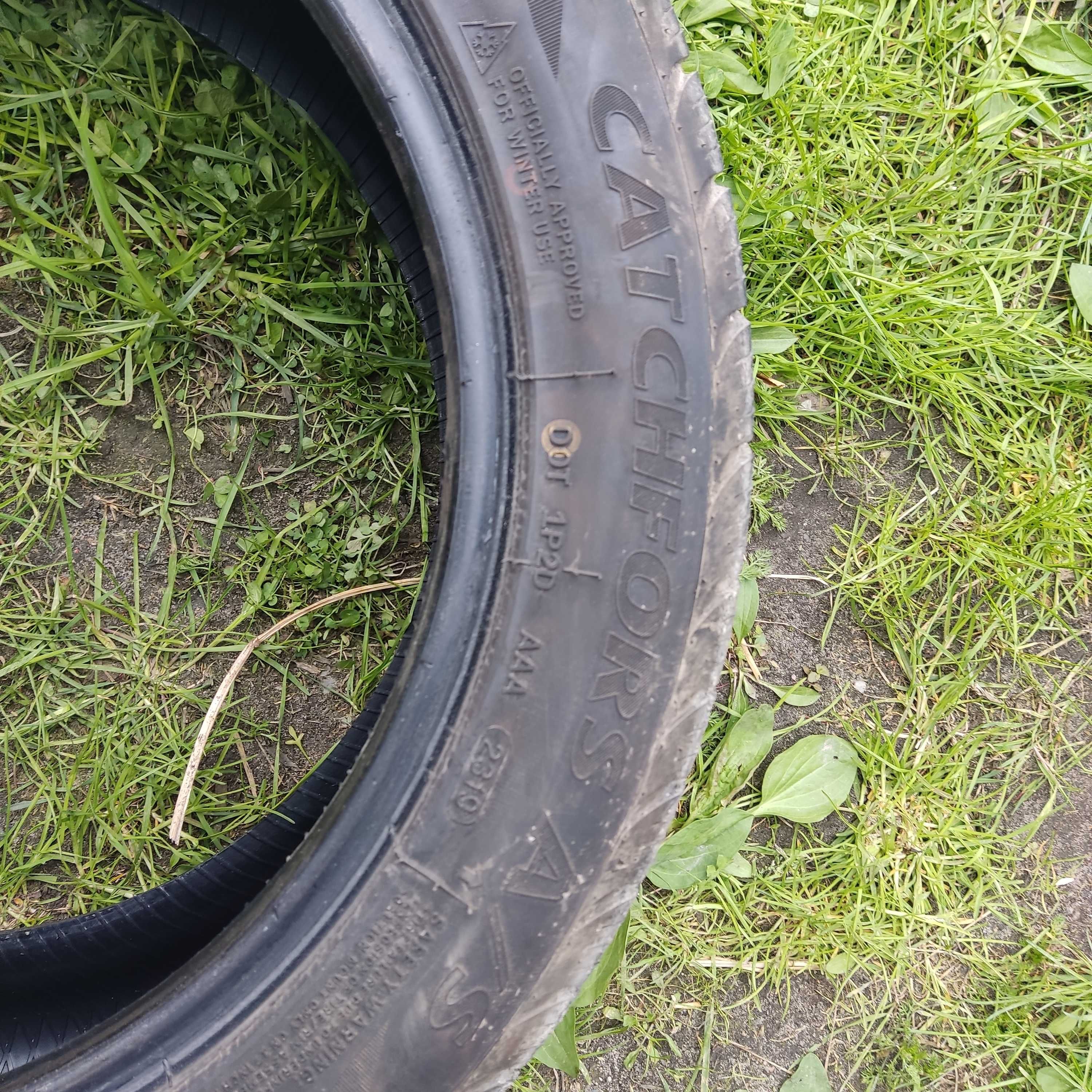 Opony całoroczne 215/50 R17