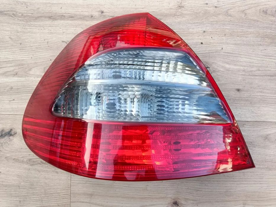 MERCEDES W211 LIFT LAMPA TYL TYLNA SEDAN LEWA CLASSIC ELEGANCE