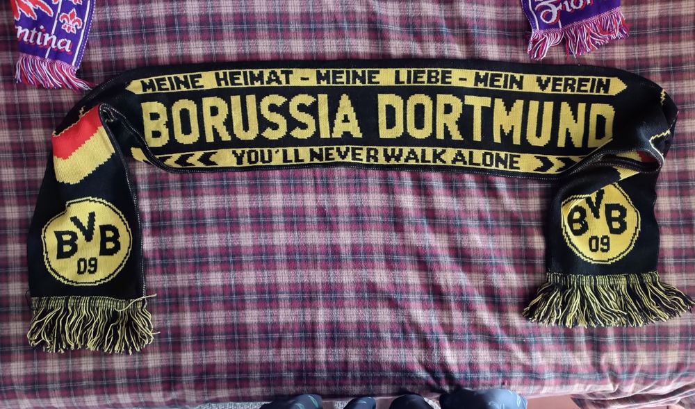 Cachecol Dortmund