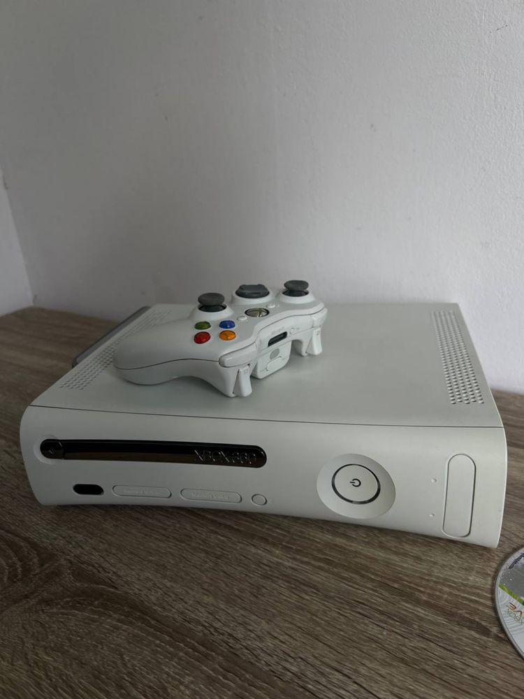 продам x box 360