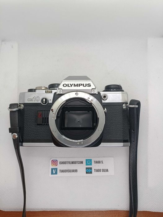 Olympus OM-10 + OM Zuiko 50mm f/1.8