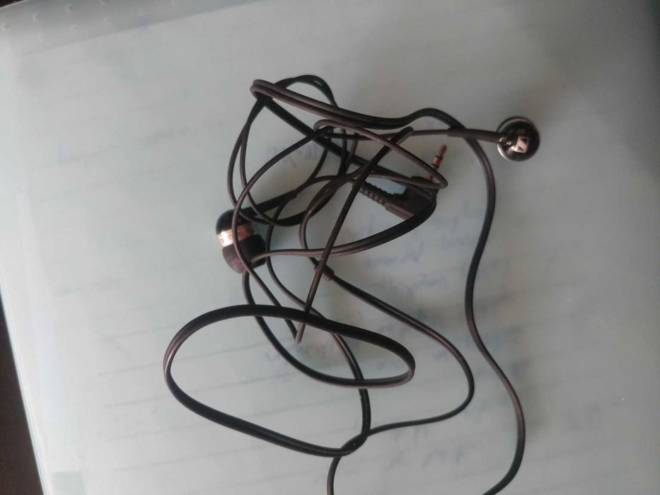 oryginalne słuchawki douszne Sennheiser na wtyk 2.5 mm (mały jack).
