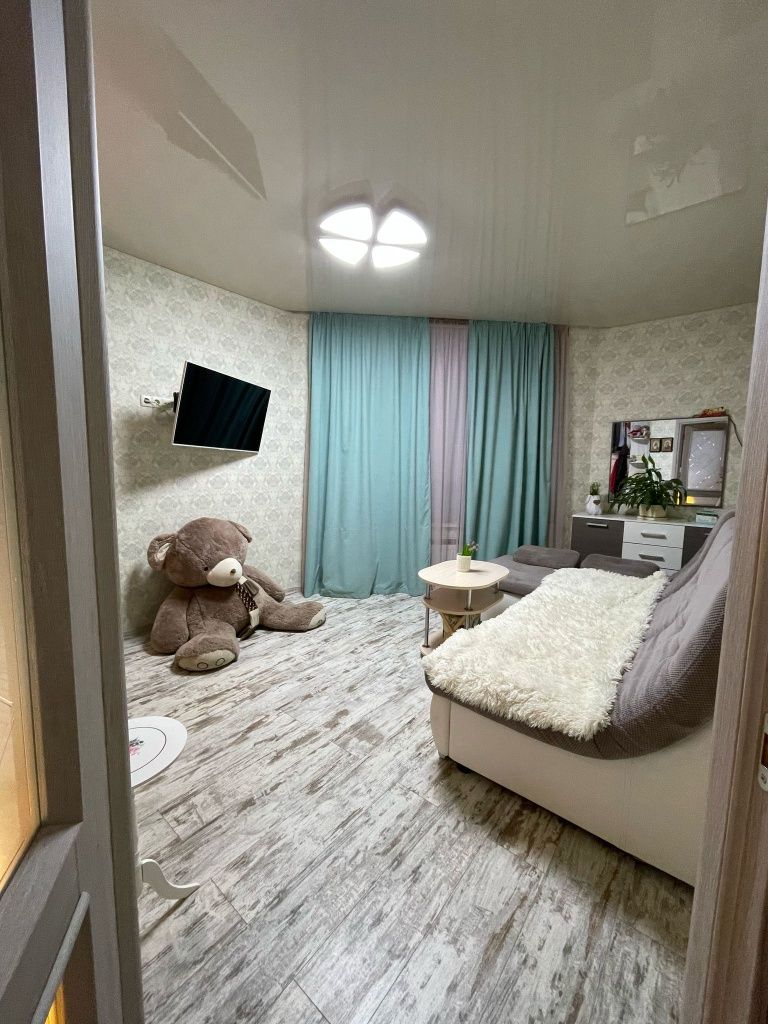 Продам двух комнатную квартиру ЖК Мариинский