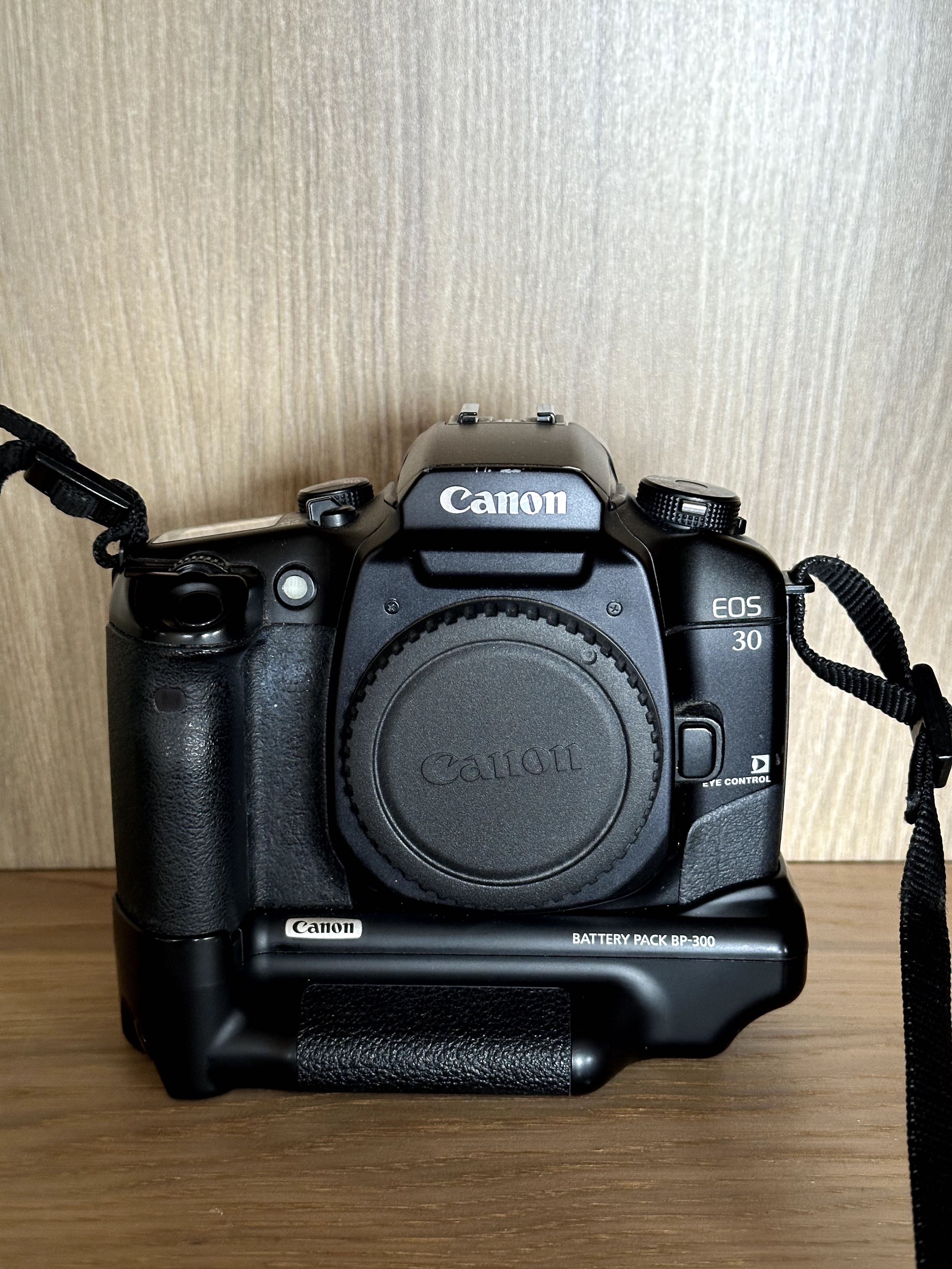 Aparat Canon EOS 30