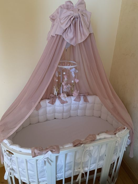 Дитяче овальне ліжечко Royal Sleep 9 в 1 бортики балдахін