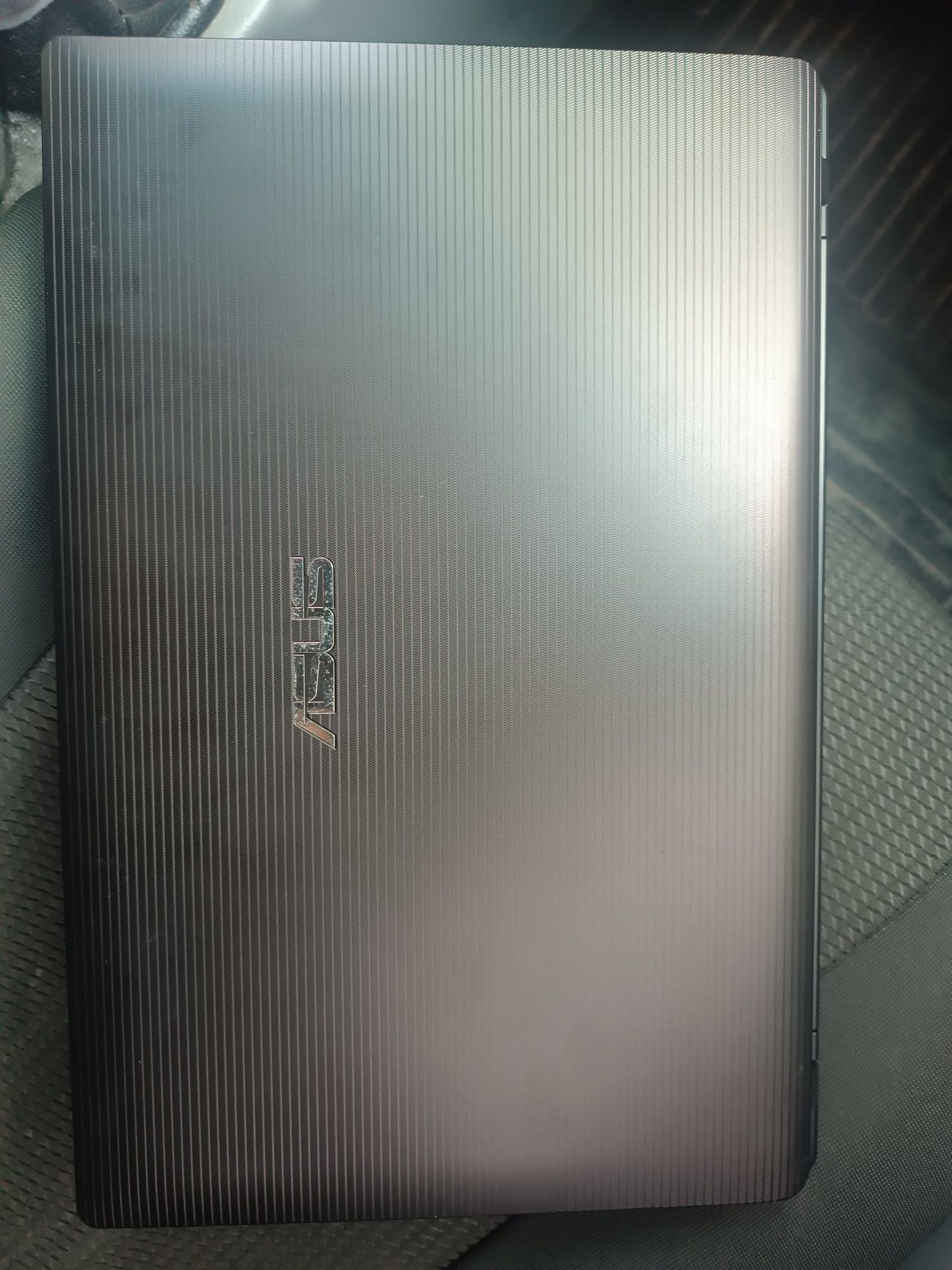 Продам Ноутбук asus