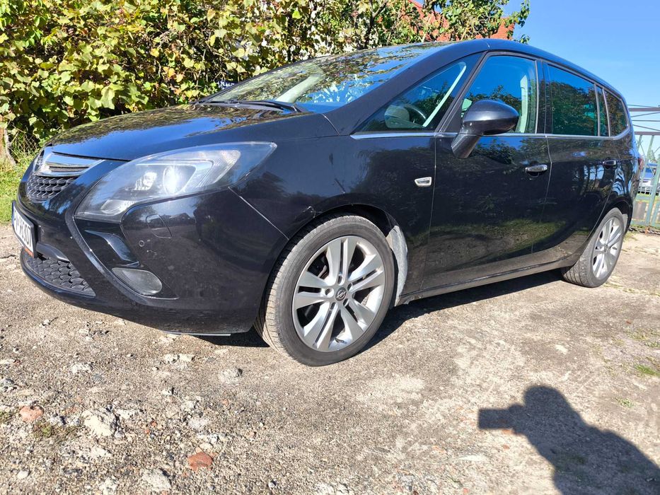 Zafira 2012 7 os 7osobowy Salon Polska