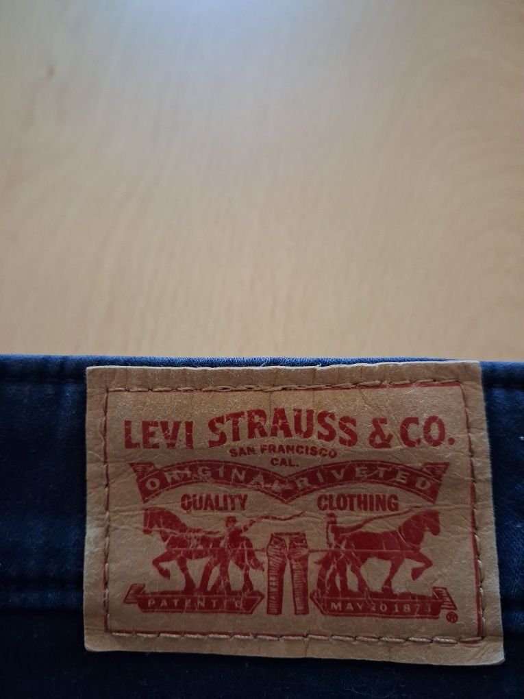 Calças Levi's mulher