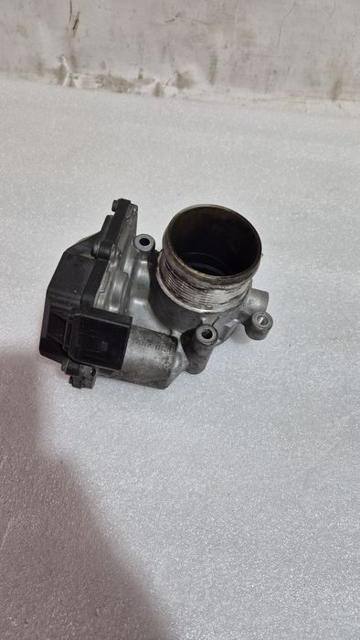 Przepustnica 2.0 tdi sprawna vw skoda superb 2 II eu  03L