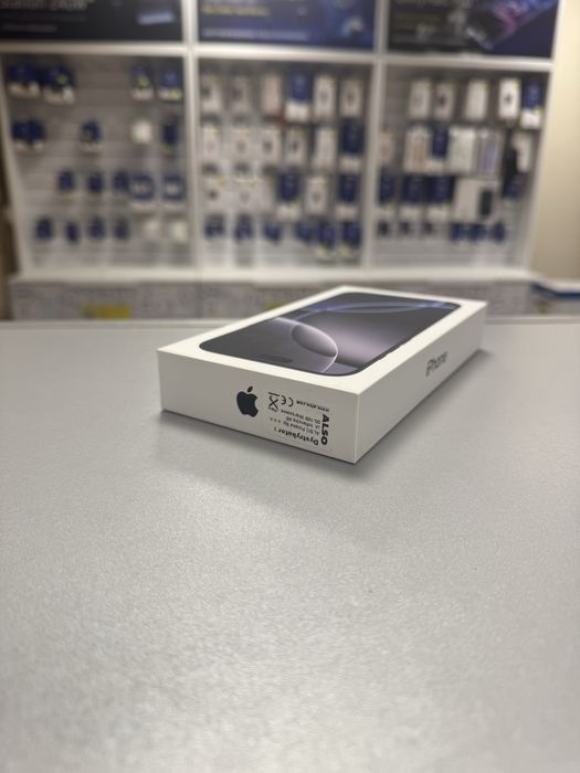Smartfon APPLE IPHONE 16 PRO Max 256GB Black Titanium