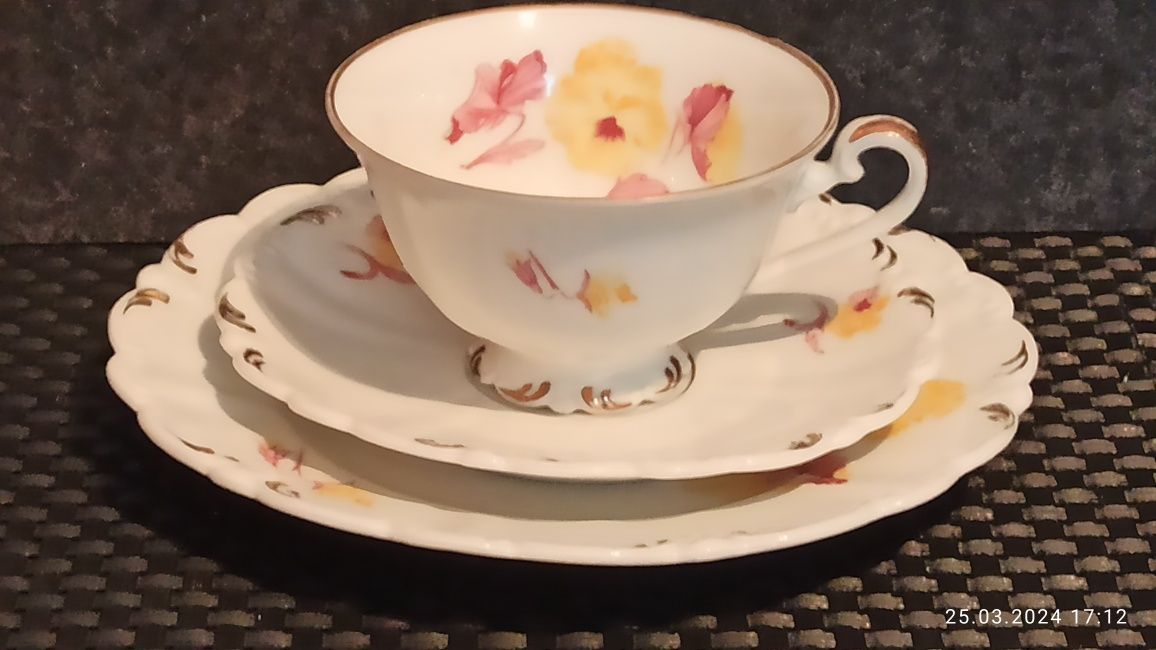 Porcelana Bawaria  TRIO Erbendorf 1923 - 40